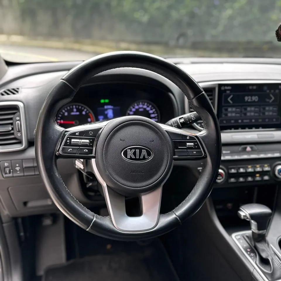 Kia Sportage Vibrant 2020 Híbrida